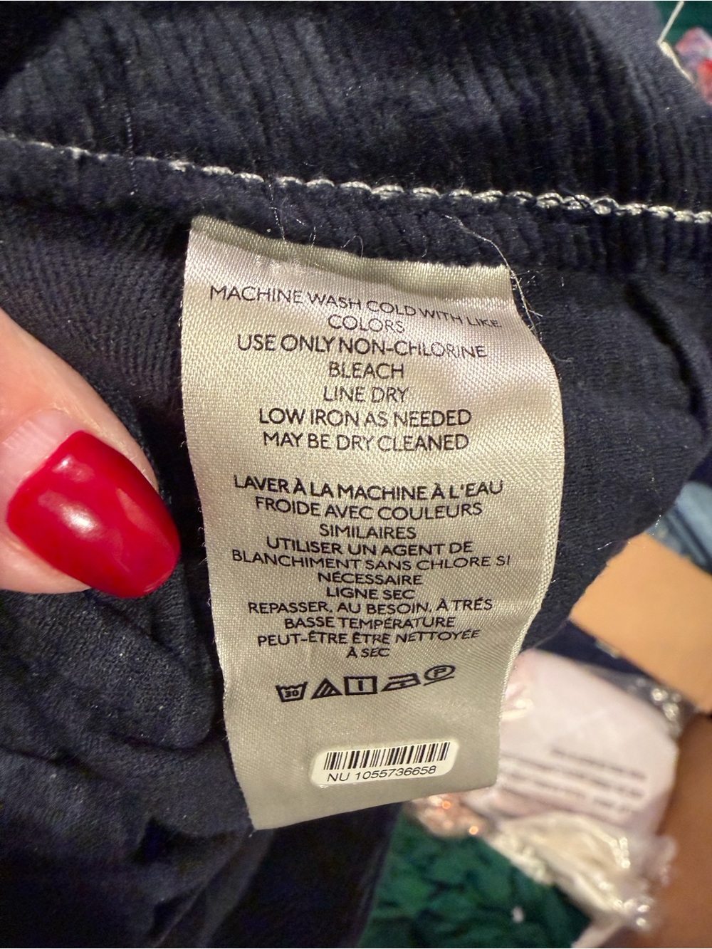 Maeve by Anthropologie The Colette Cropped Pants in Navy with Yellow Tag - Picture 4 of 4